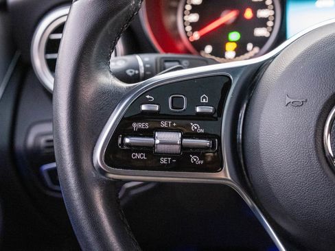 Used 2022 Mercedes-Benz GLC 300 image 19