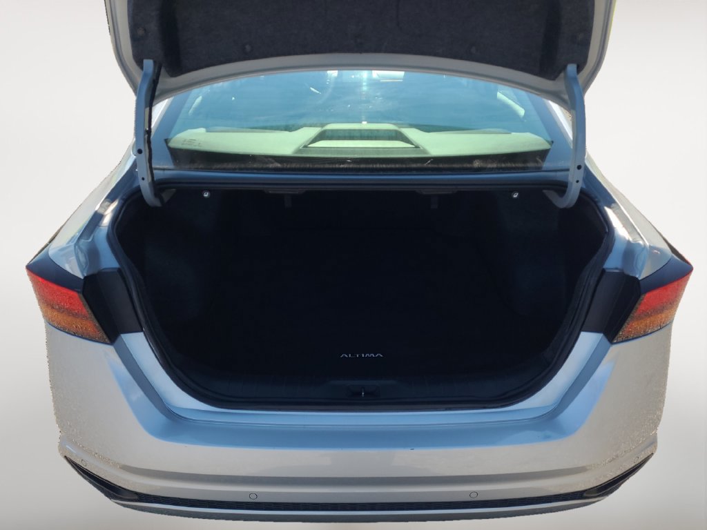 Used 2024 Nissan Altima 2.5 SV FWD image 17