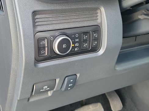 Certified 2025 Ford F250 Lariat w/ Chrome Package AWD/4WD image 23
