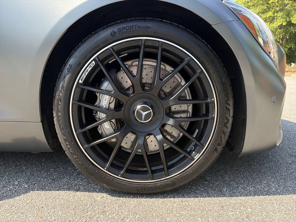 Used 2018 Mercedes-Benz AMG GT Roadster image 14