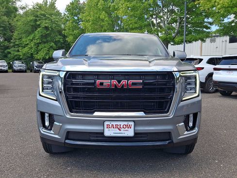 Used 2023 GMC Yukon SLE w/ Gmc Pro Safety Plus Package AWD/4WD image 2