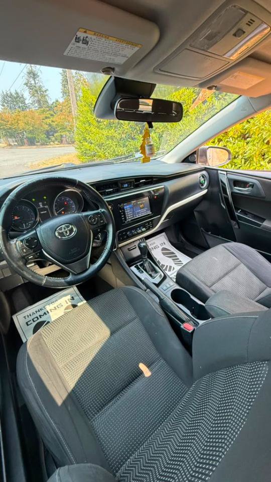 Used 2017 Toyota Corolla iM FWD image 11