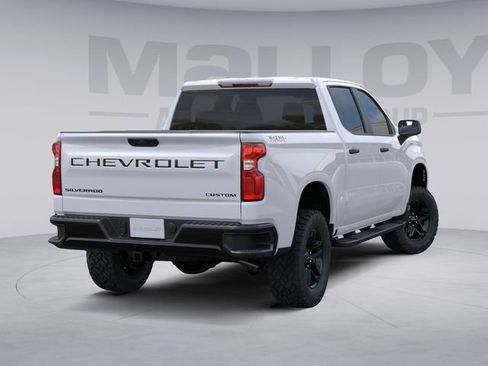 New 2026 Chevrolet Silverado 1500 Custom Trail Boss w/ LPO, Dark Essentials Package AWD/4WD image 5