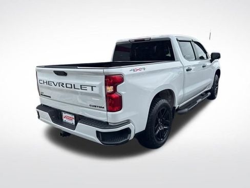 Used 2024 Chevrolet Silverado 1500 Custom w/ Turbomax Blackout Package AWD/4WD image 7