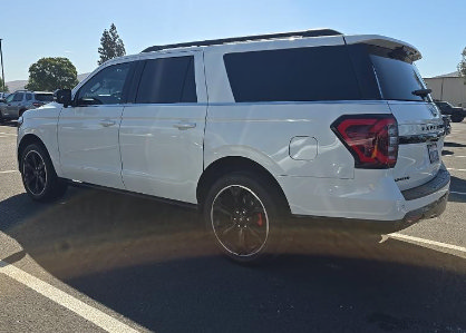 Used 2023 Ford Expedition Max Limited RWD image 23