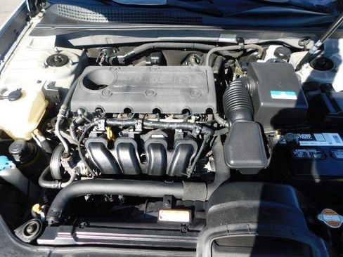 Used 2010 Hyundai Sonata GLS image 10