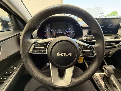 Used 2023 Kia Forte LXS FWD image 17