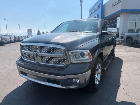 Used 2018 RAM 1500 Laramie AWD/4WD image 4