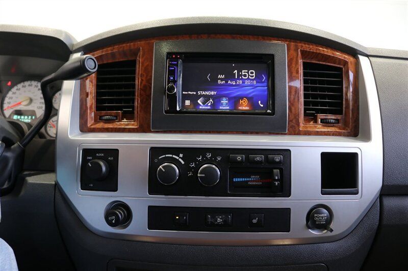 Used 2006 Dodge Ram 2500 Truck Laramie AWD/4WD image 86