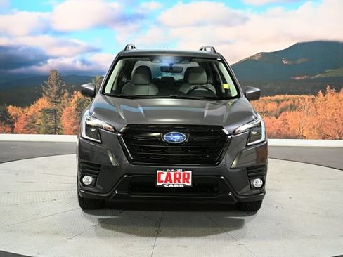 Used 2023 Subaru Forester Premium AWD/4WD image 3