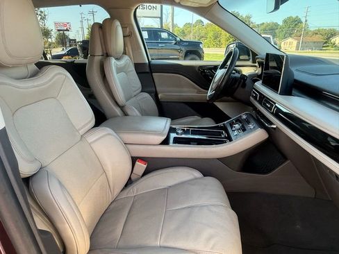 Used 2023 Lincoln Aviator Reserve w/ Equipment Group 201A image 13