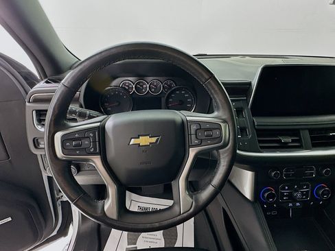 Used 2021 Chevrolet Tahoe LT w/ LT Signature Package image 12