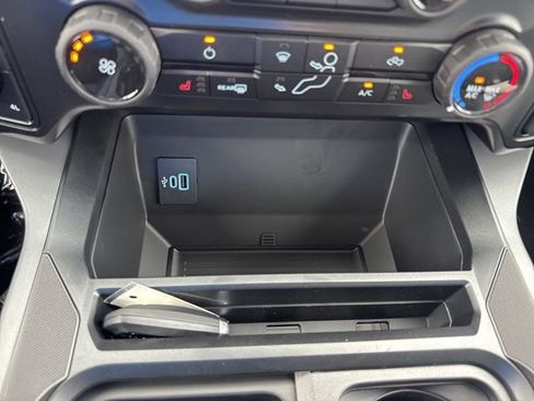 New 2026 Ford F250 XLT w/ XLT Premium Package image 40