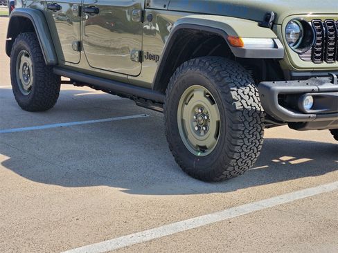 New 2026 Jeep Wrangler Unlimited Sport image 11