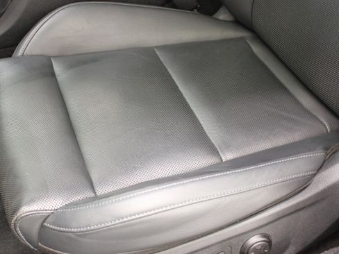 Used 2019 Kia Stinger GT image 33