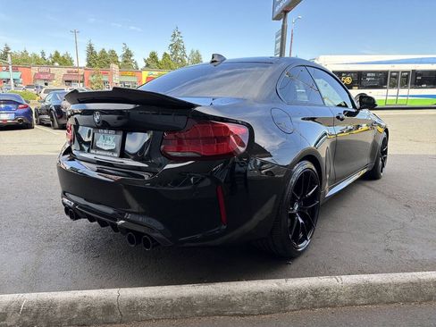 Used 2018 BMW M2 RWD image 8
