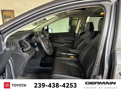 Used 2025 Honda Odyssey Touring image 15