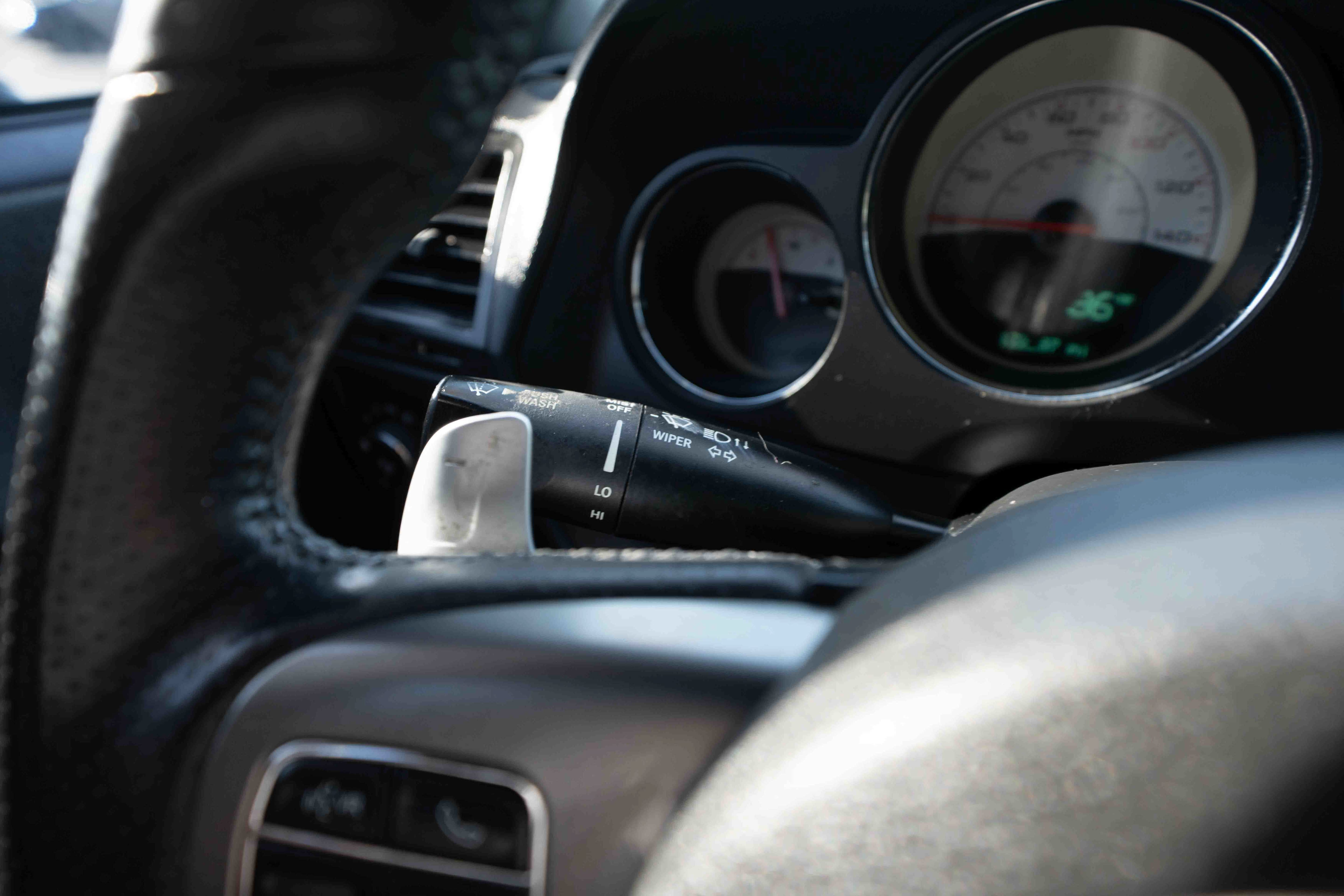 Used 2014 Dodge Challenger SXT RWD image 13