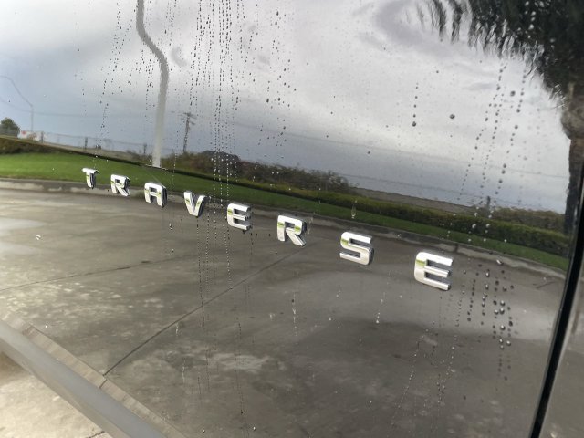 Used 2020 Chevrolet Traverse LT FWD image 31