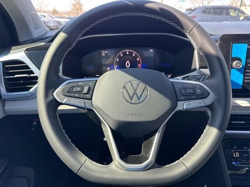 New 2026 Volkswagen Taos SE FWD image 35