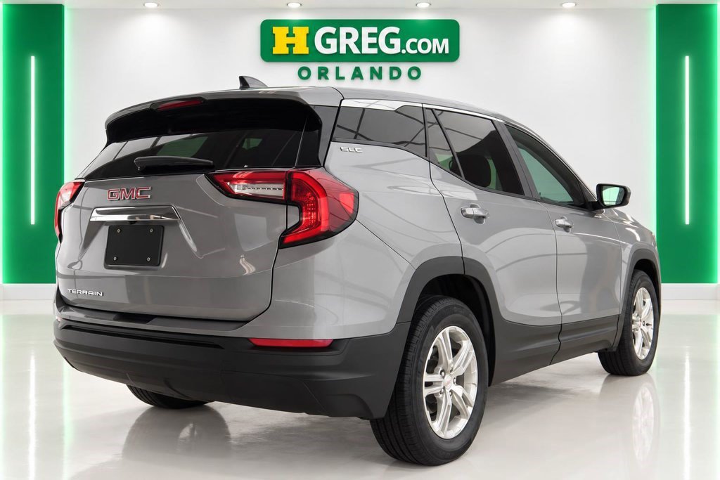Used 2023 GMC Terrain SLE w/ LPO, Floor Liner Package FWD image 6