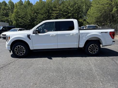 Used 2022 Ford F150 XLT w/ Equipment Group 302A High AWD/4WD image 4