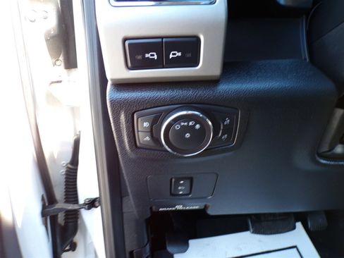 Used 2019 Ford F250 Lariat w/ Lariat Value Package image 24