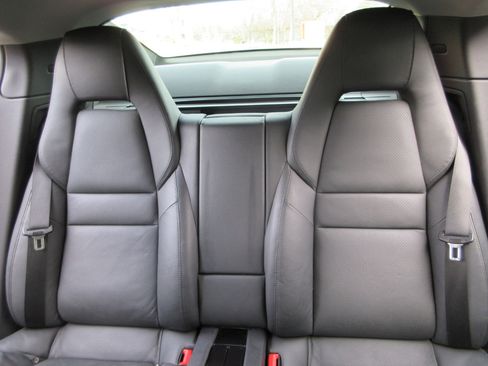 Used 2013 Porsche Panamera S image 40