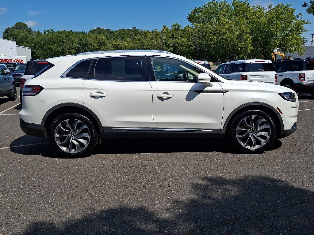 Certified 2023 Lincoln Nautilus Reserve AWD/4WD image 10