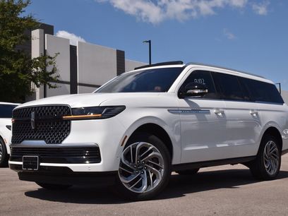 New 2025 Lincoln Navigator L Reserve