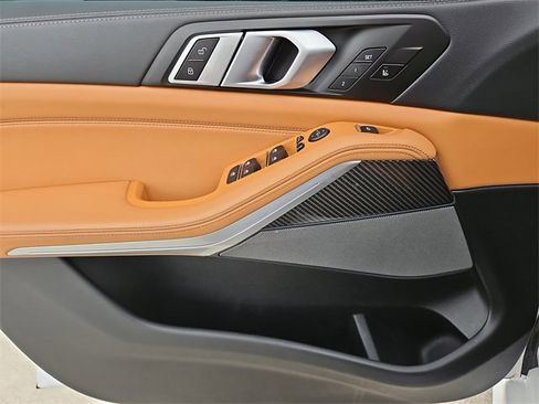 Used 2023 BMW X5 M50i w/ Parking Assistance Package image 14