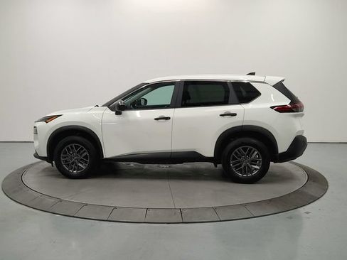Used 2023 Nissan Rogue S AWD/4WD image 5