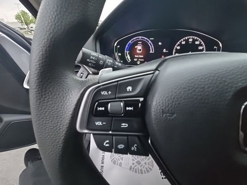 Certified 2021 Honda Accord EX image 17