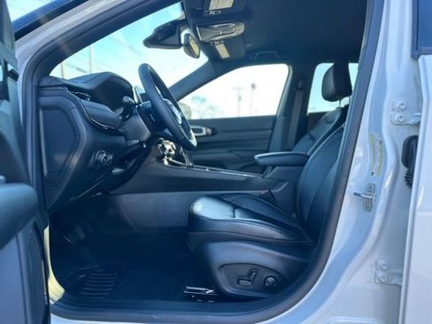 New 2026 Jeep Compass Limited AWD/4WD image 11