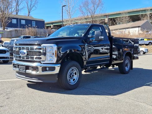 New 2025 Ford F350 XL w/ XL Chrome Package image 2