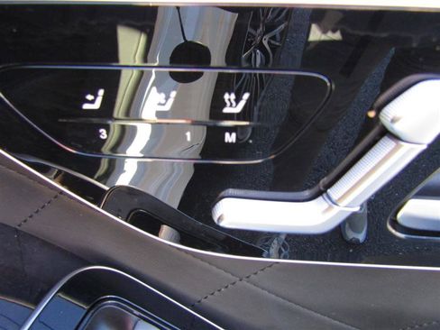 Used 2022 Mercedes-Benz S 580 4MATIC Sedan image 46