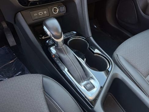 Used 2023 Buick Encore GX Preferred w/ Cold Weather Comfort Package FWD image 31