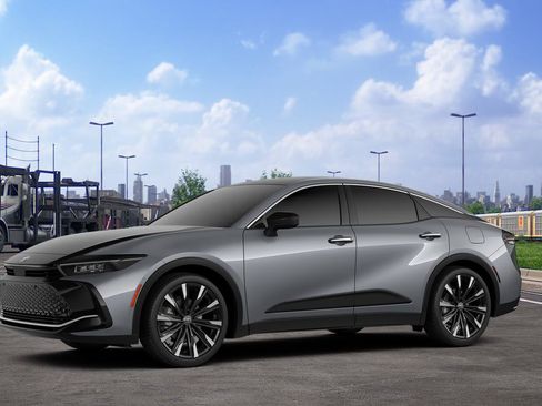 New 2026 Toyota Crown Platinum AWD/4WD image 4
