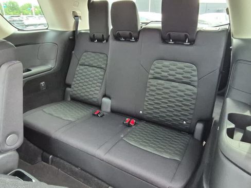 Used 2022 Nissan Pathfinder SV w/ SV Premium Package AWD/4WD image 7