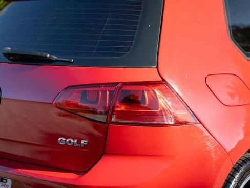 Used 2015 Volkswagen Golf S FWD image 13
