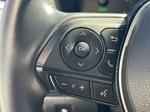 Used 2023 Toyota Corolla SE image 26