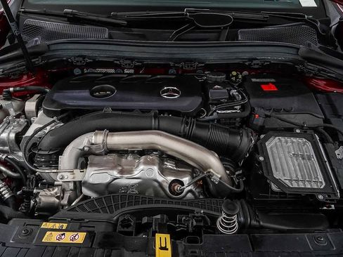 Used 2025 Mercedes-Benz GLA 250 image 29