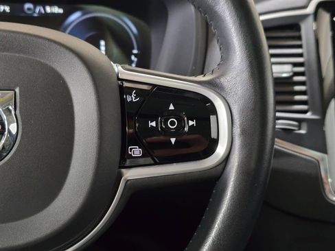 Used 2020 Volvo XC90 T8 Momentum AWD/4WD image 17