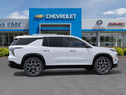 New 2026 Chevrolet Traverse High Country FWD image 29
