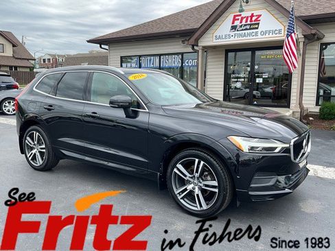 Used 2018 Volvo XC60 T5 Momentum w/ Vision Package AWD/4WD image 1