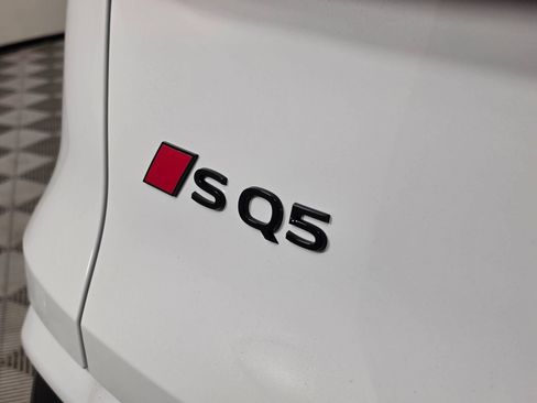 New 2026 Audi SQ5 Premium Plus AWD/4WD image 9