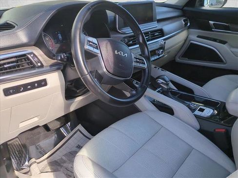 Used 2022 Kia Telluride EX FWD image 10
