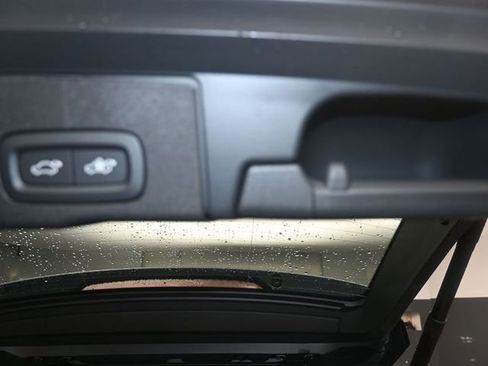 New 2026 Volvo XC60 B5 Plus w/ Protection Package Premier image 24