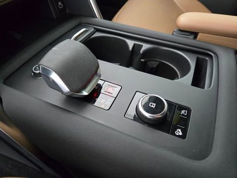 Used 2023 Land Rover Discovery HSE R-Dynamic image 23