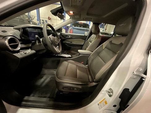 New 2026 Chevrolet Trax ACTIV w/ Sunroof Package image 4